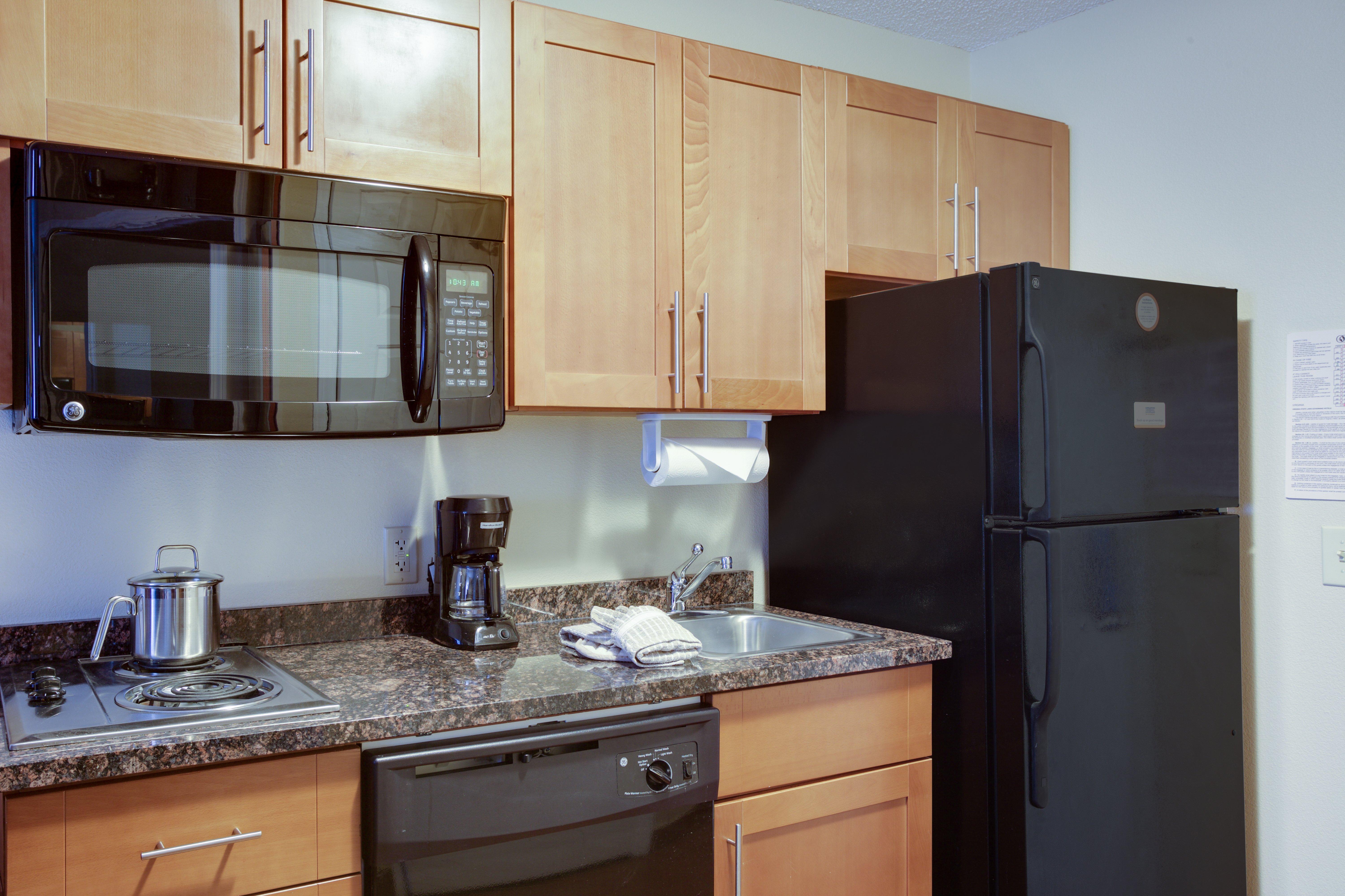 Candlewood Suites Richmond Airport By Ihg Sandston Eksteriør billede